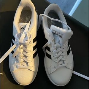 Adidas 6.5 womens never worn